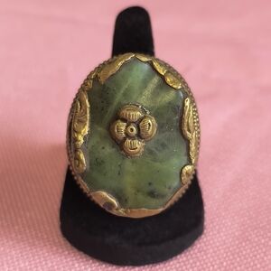 Elegant Green LABRADORITE GEMSTONE TIBETAN  DESIGN Adjustable RING